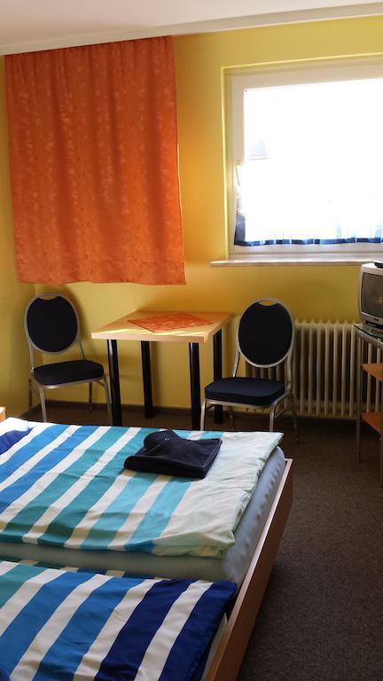 Kenner Treff Hotel Cameră foto